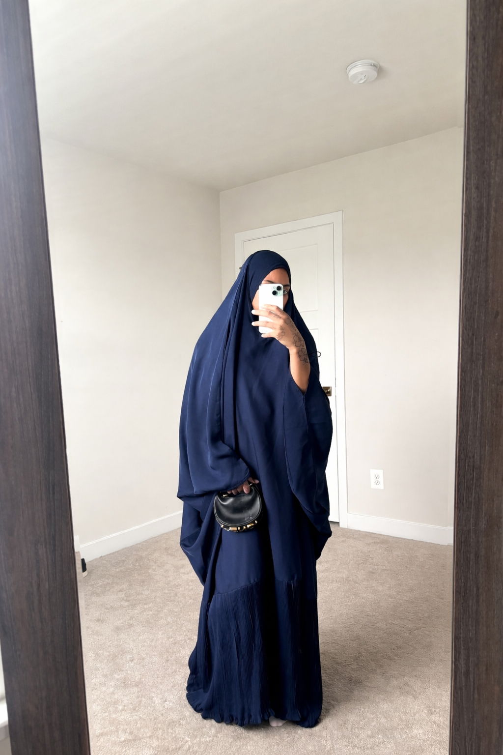 Small pleats overhead